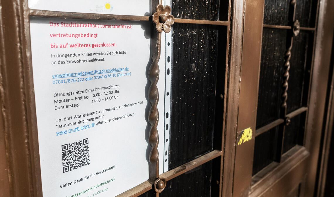 Seit einiger Zeit geschlossen: das Stadtteilrathaus in Lomersheim. Foto: Fotomoment
