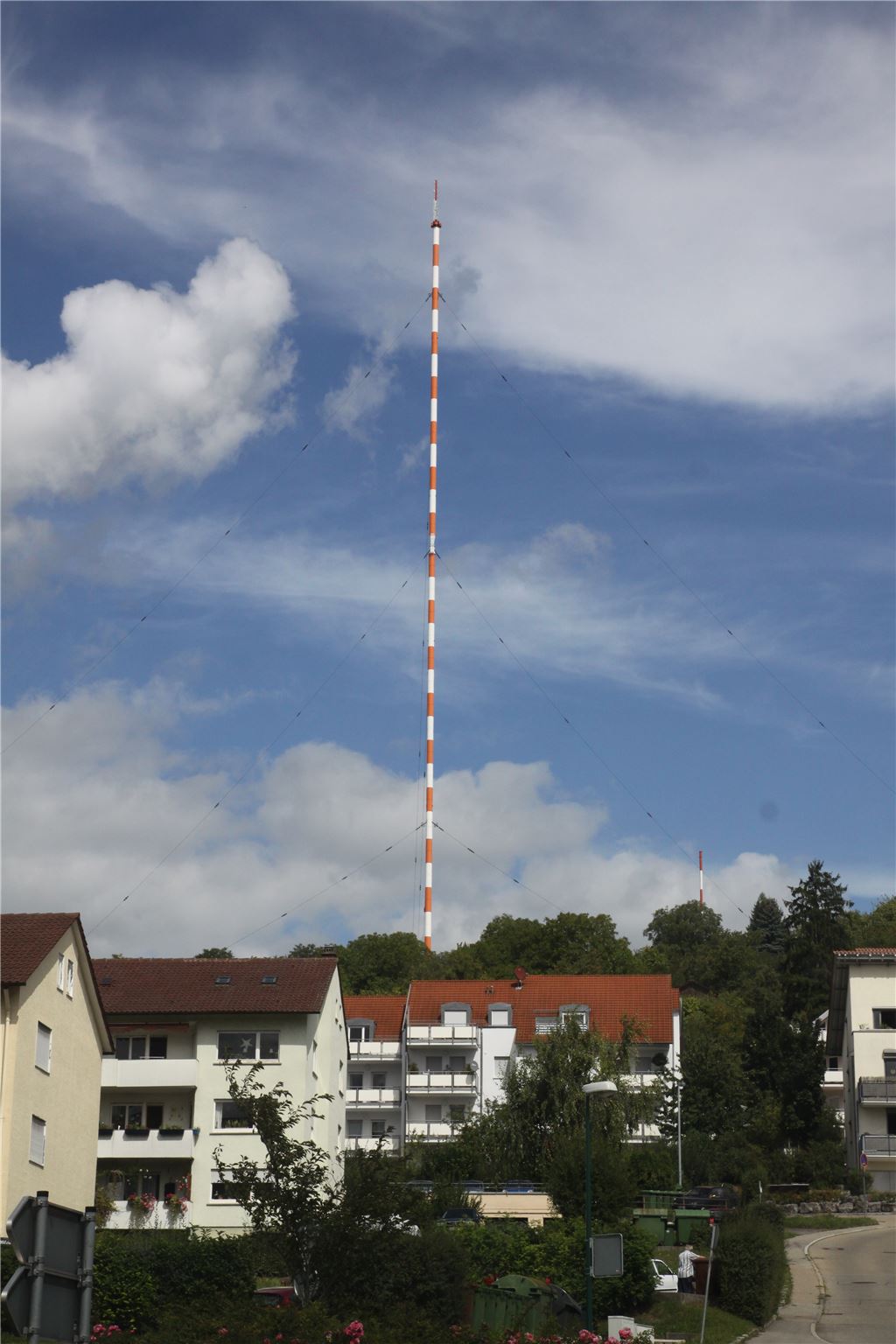 Sender Mühlacker, von Lomersheim aus fotografiert.