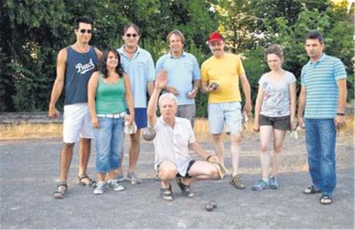 Sicheres Auge und ruhige Hand: Die Spieler des Bouleclub Sauberg Mühlacker beziehen ihre Stärke nicht zuletzt aus dem Training mit bisweilen hochklassigen Gästen.
Foto: Stahlfeld