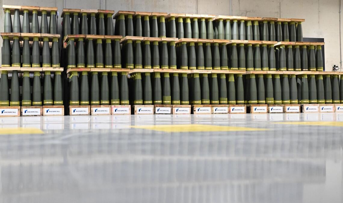 Sie können bis zu 40 Kilometer weit geschossen werden: Artilleriemunition von Rheinmetall.