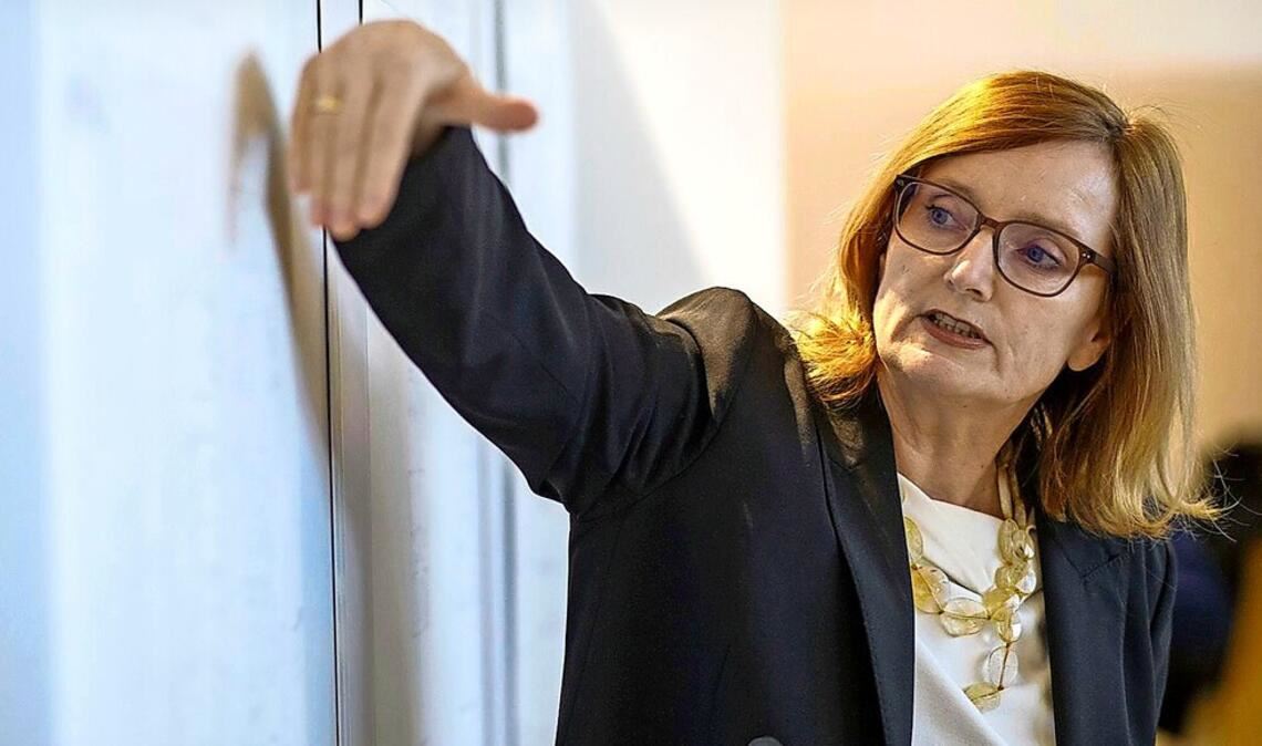 Sie will es noch einmal wissen: Isabel Fezer stellt sich für die FDP erneut zur Wahl als Bürgermeisterin für Jugend und Bildung.