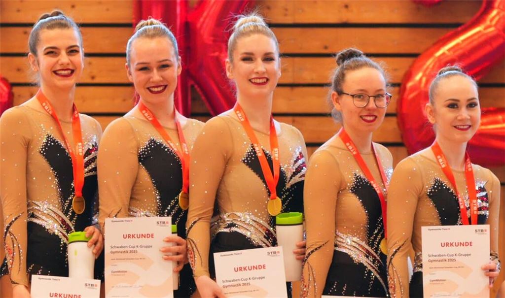 Siegerinnen in der Altersklasse 15+: Jasmin Tenzer, Anja Rau, Mailin Widmann, Anna-Lina Wirth und Ramona Wagner.