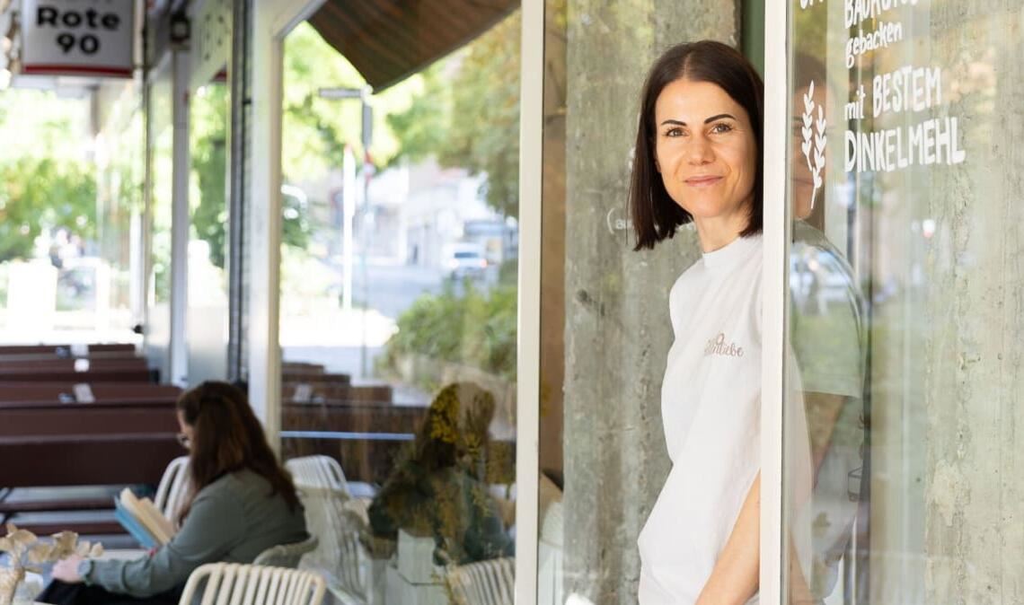 Silke Effenberger war 18 Jahre lang bei Mercedes. Nach der Abfindung übernahm sie die Leitung dreier Stuttgarter Cafés, darunter das „Carlo“ in der Rotebühlstraße.