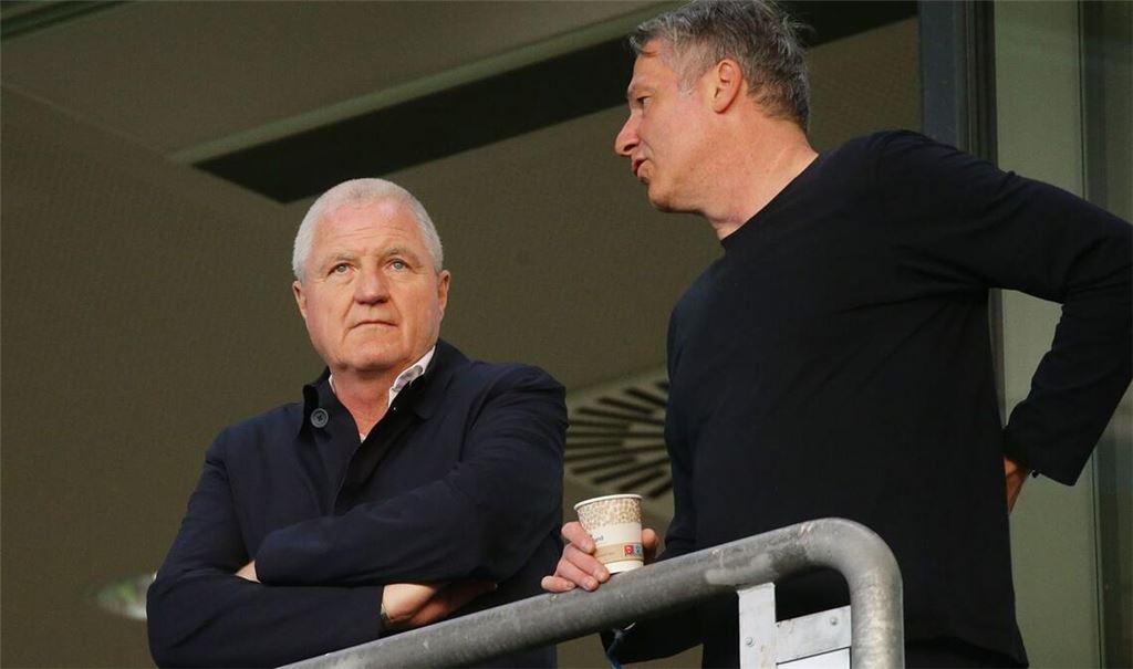 Sind sich einig über den Kurs: Kickers-Präsident Rainer Lorz (li.), Sport-Geschäftsführer Lutz Siebrecht