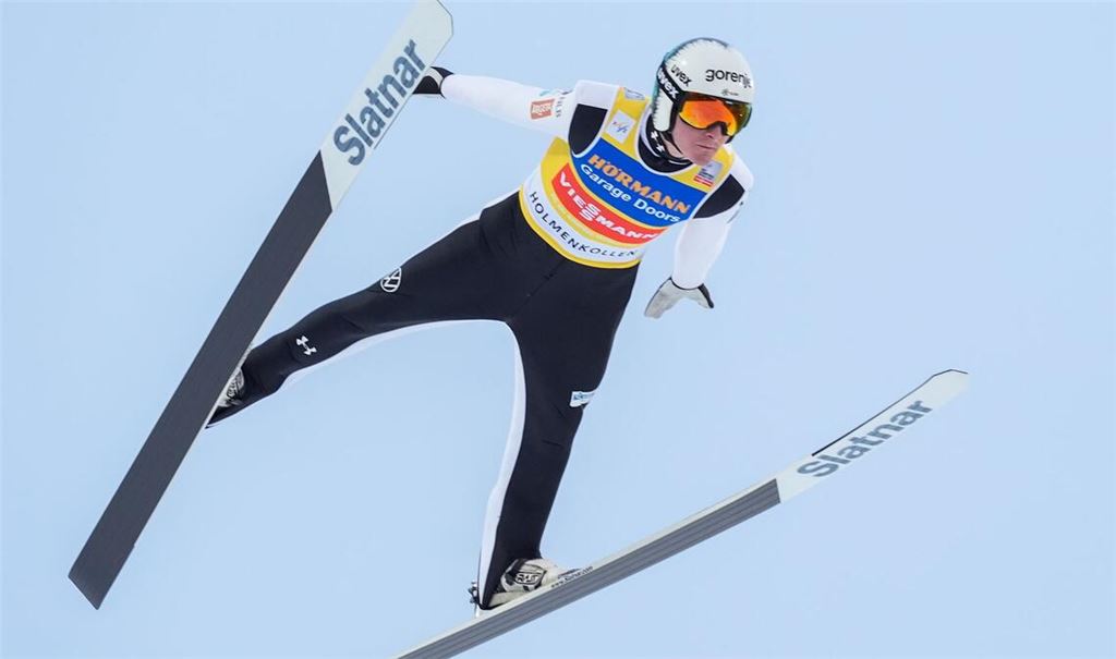 Skisprung-Star Domen Prevc scheitert in Oslo wie auch Philipp Raimund im ersten Durchgang.