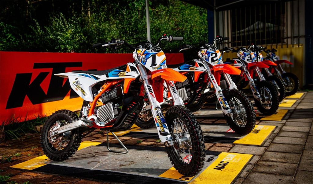 So sehen die Supercross-Motorräder der Zukunft aus.