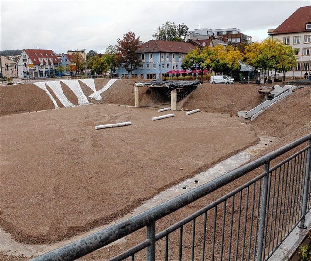 Debatte um „Mühlehof-Loch“ und Folie