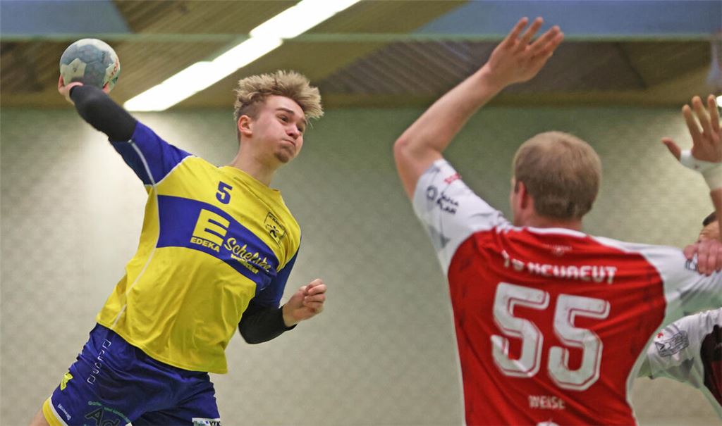 Soma Czekus erwischt einen Sahnetag - mit sieben Treffern ist er Mühlackers bester Torschütze.