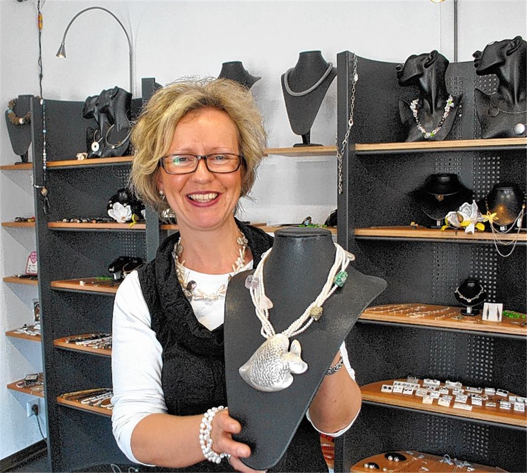 Sonja Kühnle entwirft ihre eigene Kollektion, den k-Schmuck.
