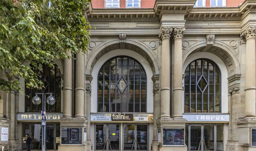 Sowohl in der Stuttgarter Bolzstraße im ehemaligen Kino (Bild) als auch in Karlsruhe musste das „Tialini“ schließen.