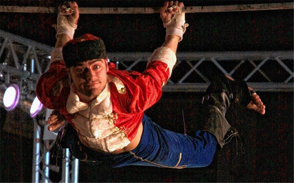 Spektakuläre Akrobatik am Reck und andere turnerische Höchstleistungen versprechen die Organisatoren der TVM-Turngala für den 15. Dezember. Archivfoto: Eigner