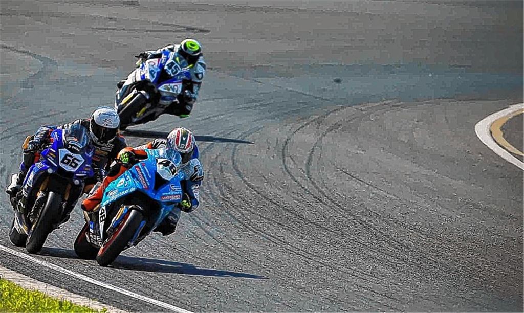 Sturz und Podium für Dominik Vincon