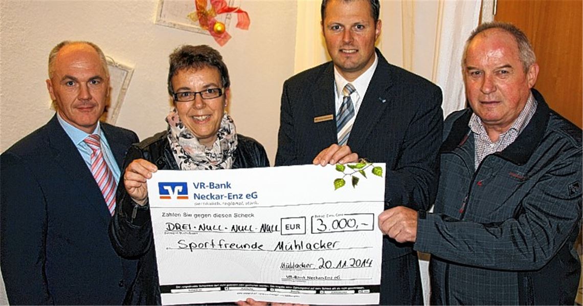 Spende für die Kicker im Letten. 