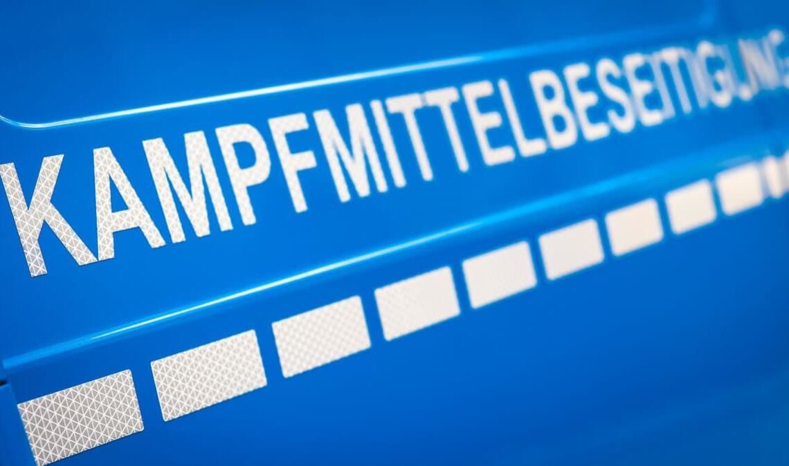 Spezialisten des Kampfmittelbeseitigungsdienstes werden am Abend die Weltkriegsbombe entschärfen. (Symbolbild)