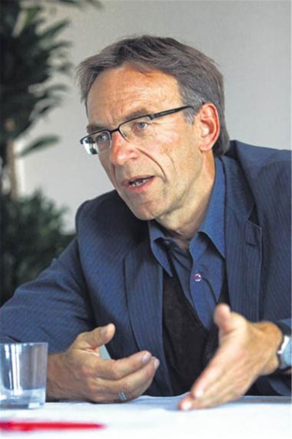 Sprecher des Widerstands: Werner Wölfle, Grünen-Fraktionschef im Stuttgarter Gemeinderat und Landtagsabgeordneter, setzt auf ein Bürgerbegehren, um Stuttgart 21 zu verhindern. Foto: Hansen