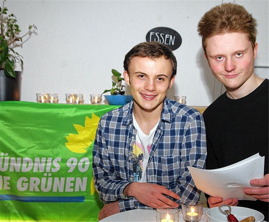 Sprecher für Öffentlichkeitsarbeit: Konstantin Potje (li.), Johannes West. Foto: Wacker