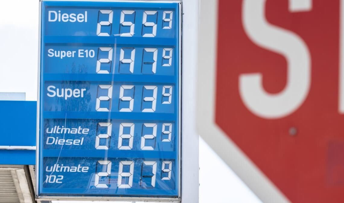 Spritpreise an einer Aral-Tankstelle in Bonn am Freitag.