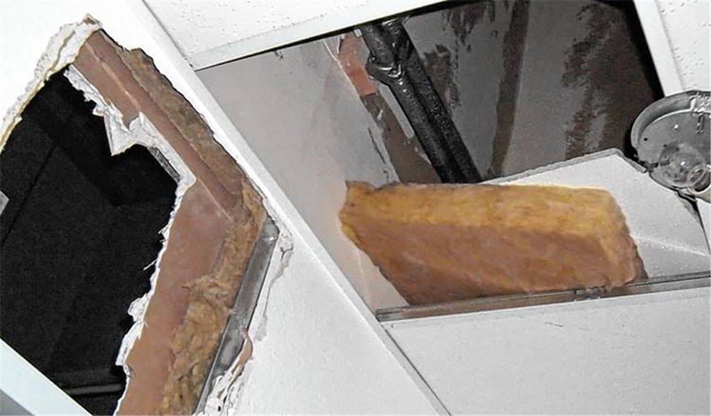 Spurenlage: Im März brechen Unbekannte in die Zulassungsstelle in Mühlacker ein.Archivfoto: privat