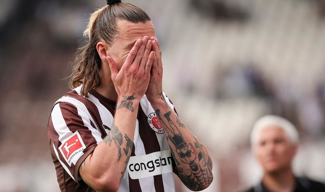 St. Paulis Jackson Irvine nach der Heim-Niederlage gegen Mainz 05.