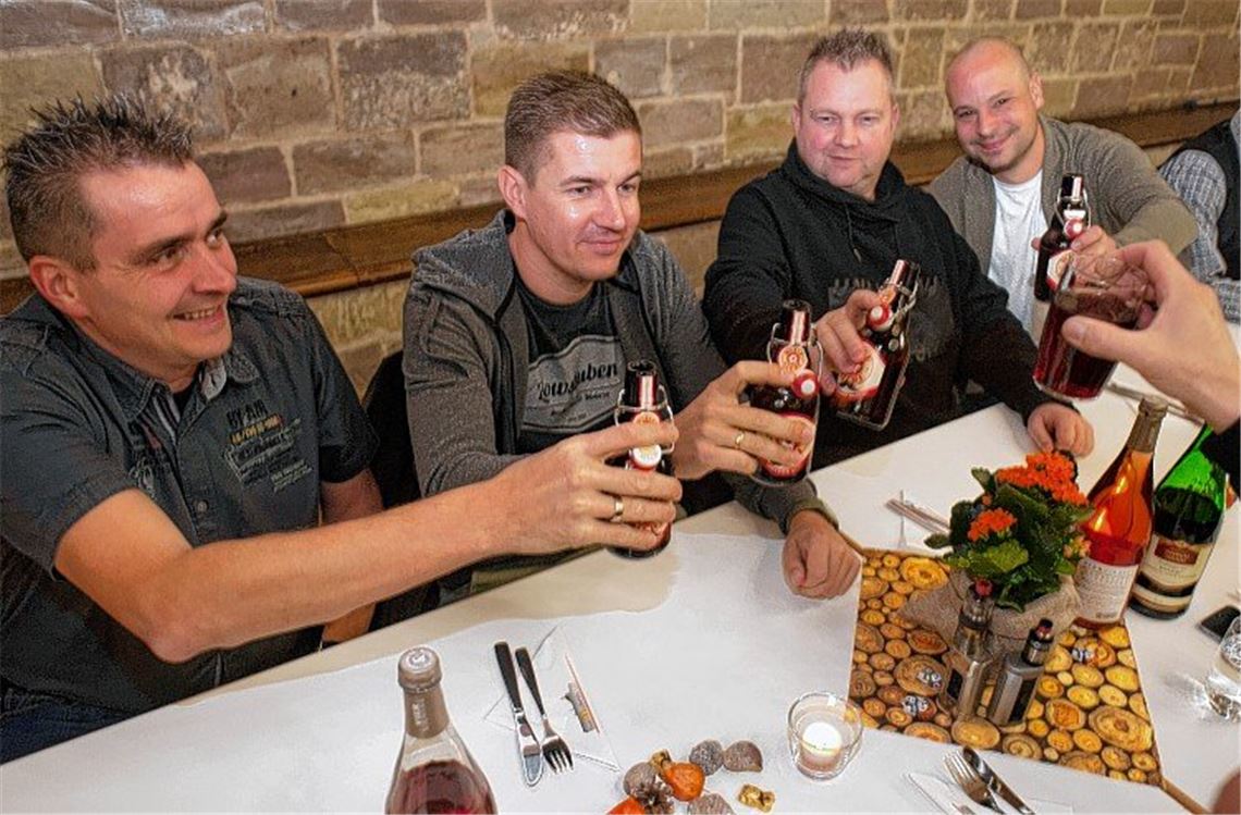 Stadt dankt Feuerwehr Stadt dankt Feuerwehr