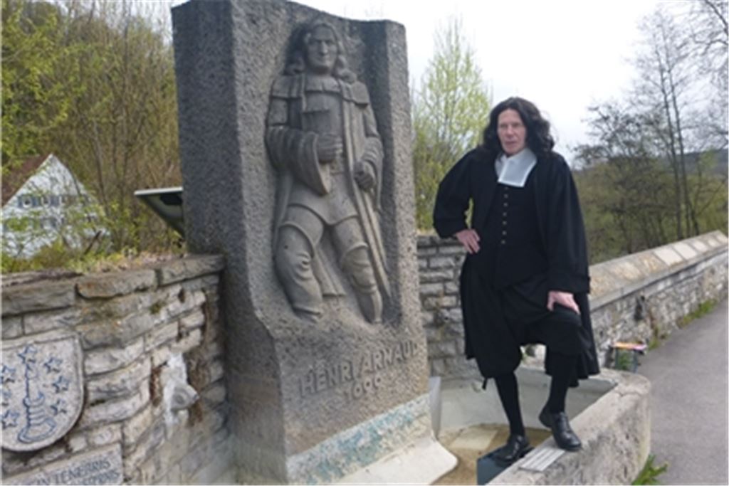Stadtführer Manfred Rapp als Henri Arnaud. Foto: privat