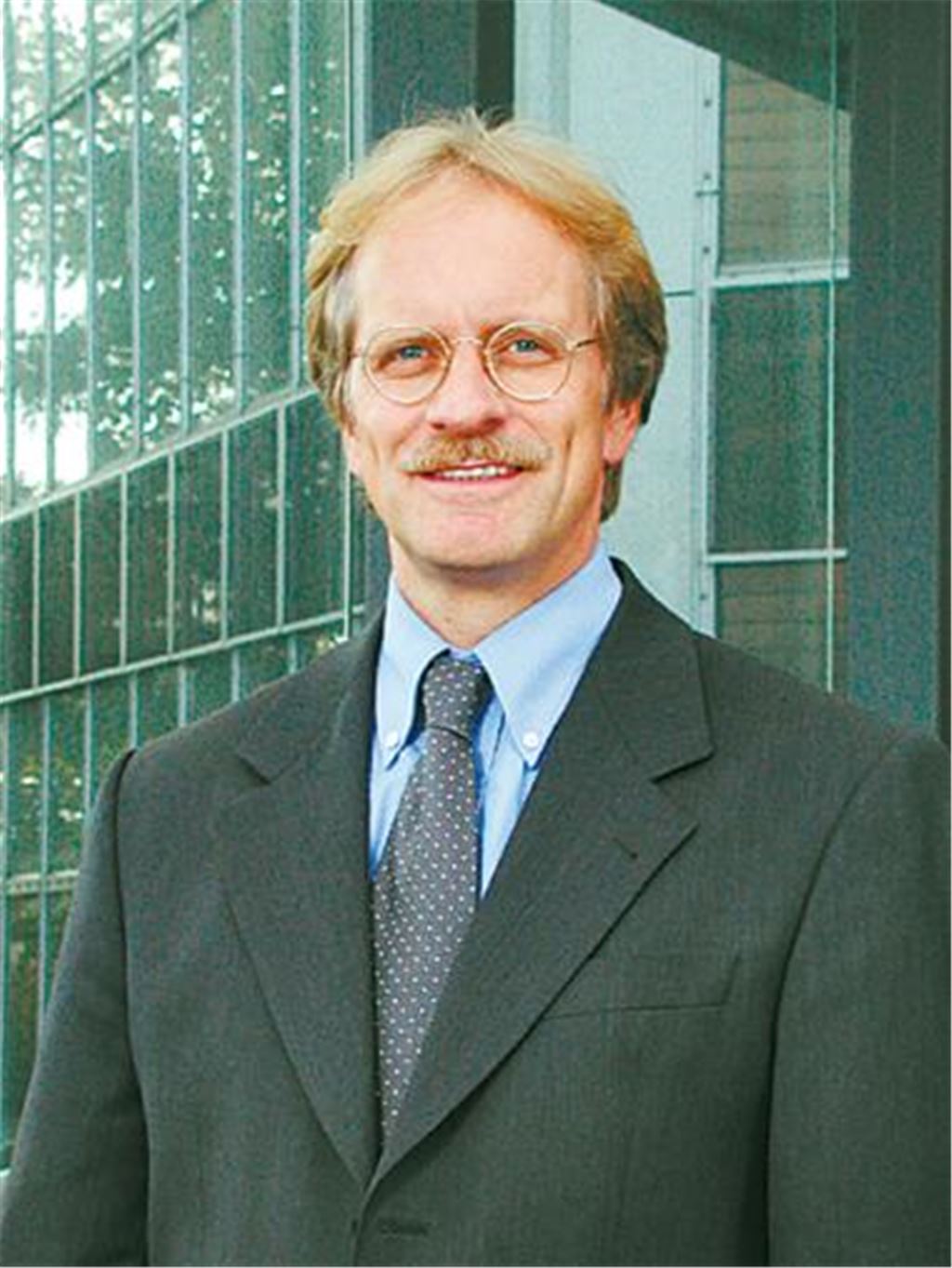 Stadtwerke-Chef Jürgen Meeh verbindet die Frage nach einer Verlängerung der Laufzeiten von Atomkernkraftwerken (Eine politische Entscheidung) mit konkreten Bedingungen für die Verwendung der Zusatzgewinne.  Foto: p