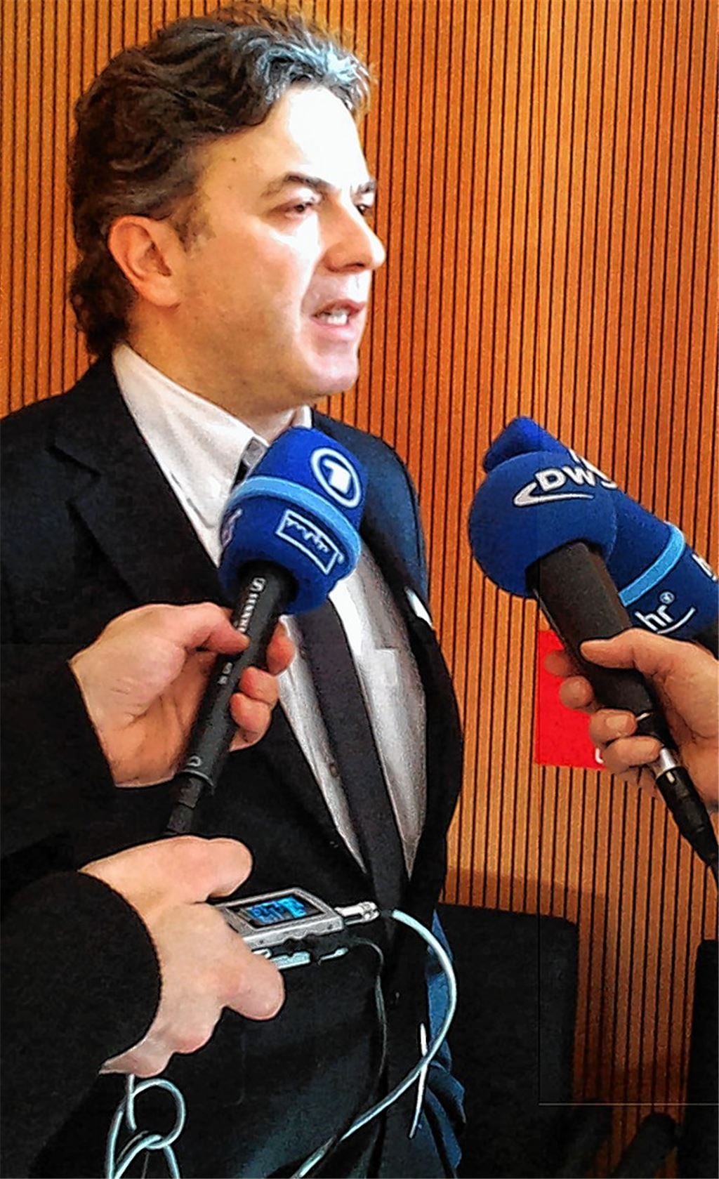 Stark gefragt: Memet Kilic befasst sich intensiv mit dem NSU-Verfahren.