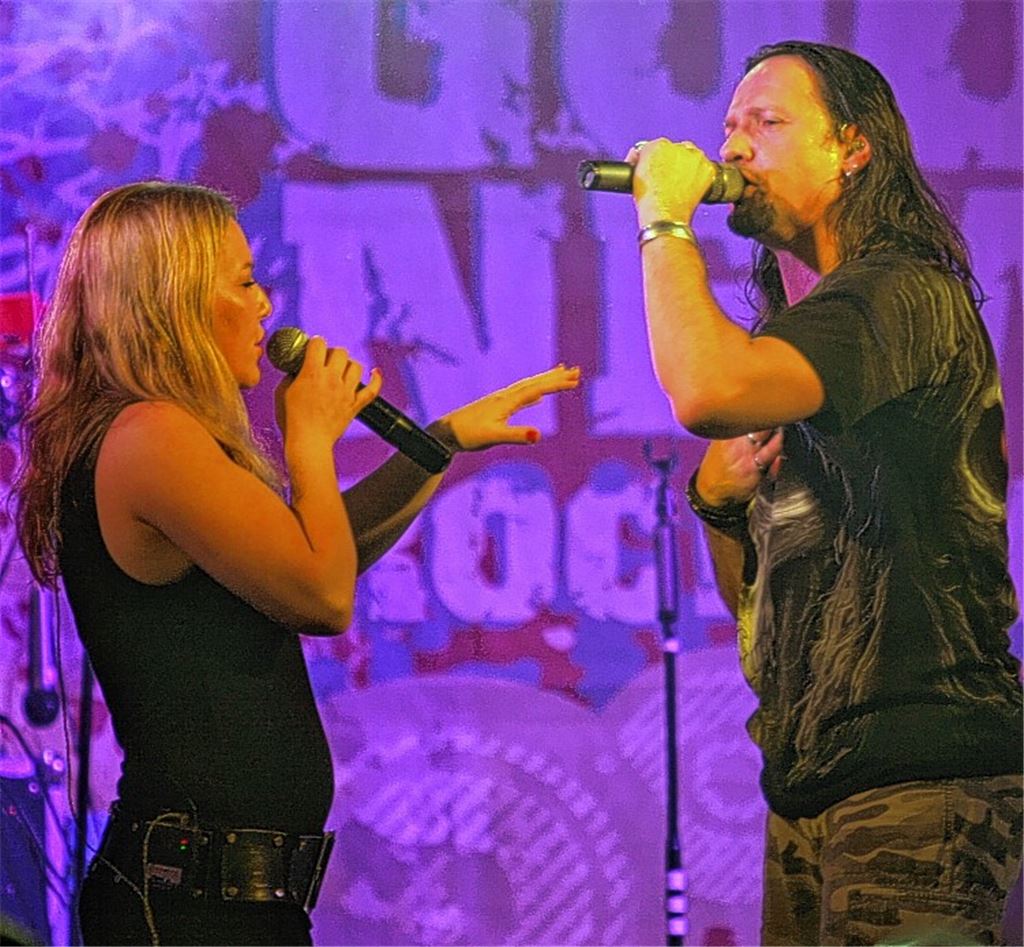 Premiere von „HC rockt“ bietet jede Menge Cover-Hits