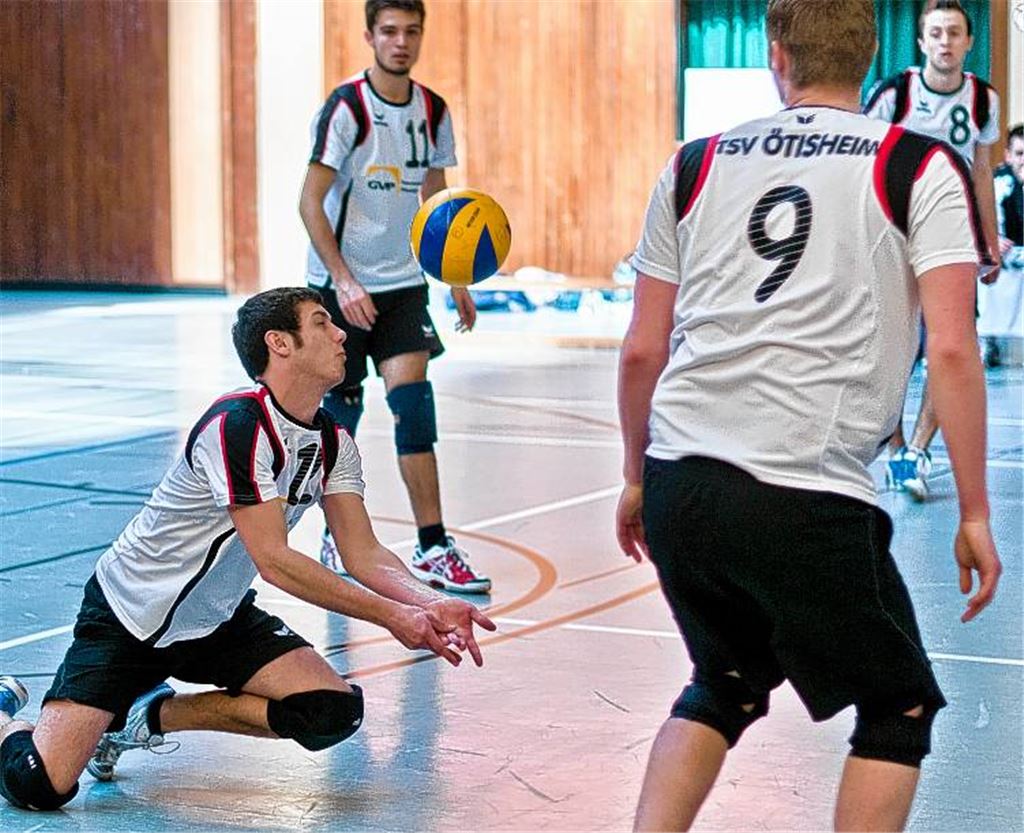 Starker Endspurt: Ötisheim biegt zwei Matches nach Satzrückstand noch um und profitiert von Patzern der Konkurrenz. Foto: Zschorsch