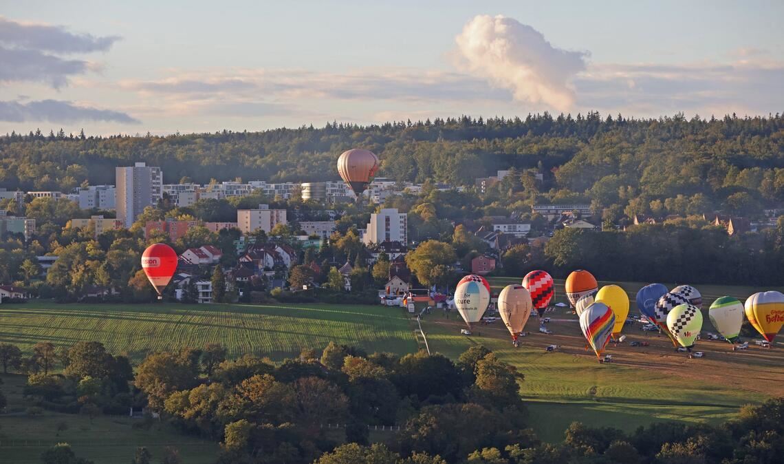 Start frei am Buckenberg: Wegen des unbeständigen Wetters klappt das beim „German Cup“ nicht immer planmäßig. Foto: Jürgen Müller