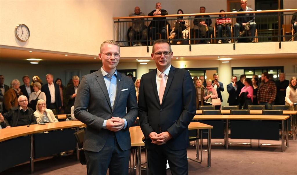 Startklar für die Stichwahl: Paul Renner (li.) und Stephan Retter stehen drei Wochen bis zur Stichwahl bevor. Foto: Schüller