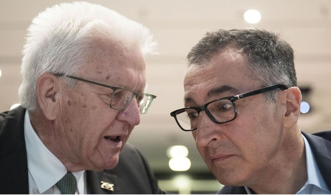 Statt Winfried Kretschmann (links) gratuliert künftig Cem Özdemir den Jubilaren im Land.