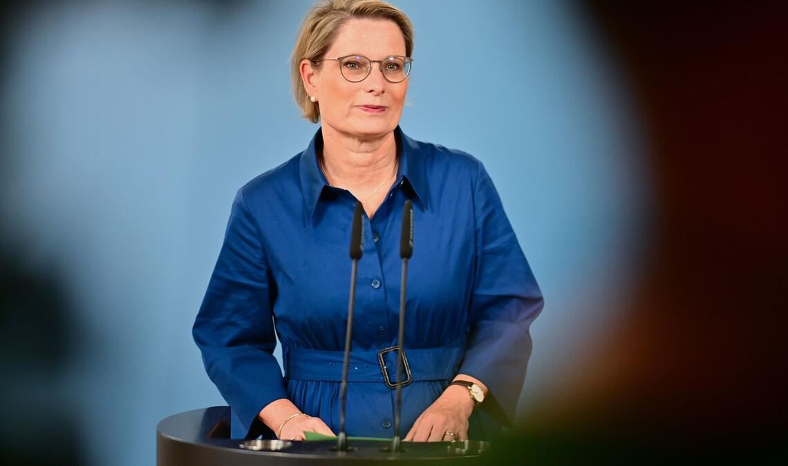 Stefanie Hubig (SPD), Bundesministerin der Justiz und für Verbraucherschutz, bei einem Statement im vergangenen Jahr. (Archivbild)