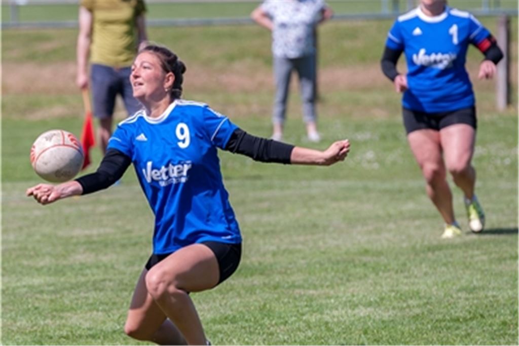 Stefanie Späth bei der Ballannahme. Foto: Fotomoment