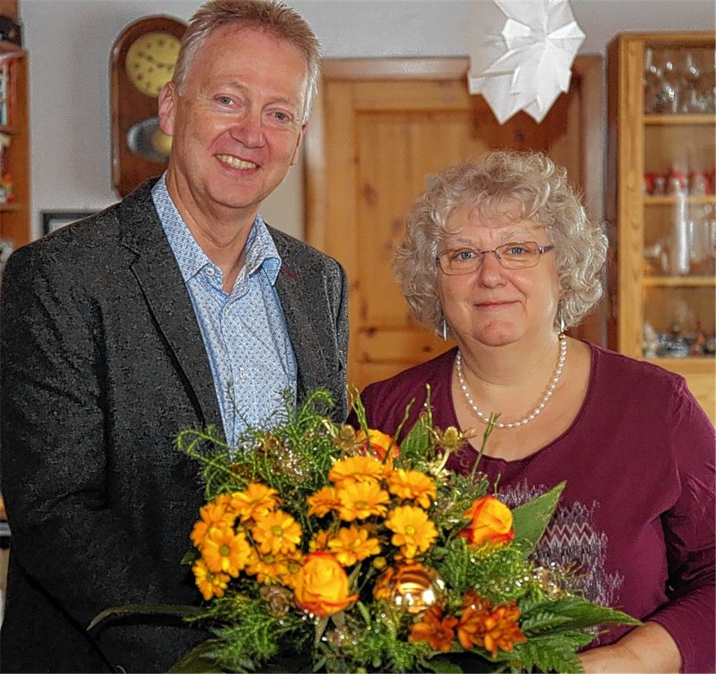 Blumengruß geht nach Sternenfels