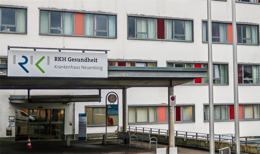 Steht die stationäre Versorgung in Neuenbürg vor dem Aus? Die Klinik könnte, wenn der Kreistag zustimmt, zum „Medizinischen Versorgungszentrum“ abgestuft werden. Foto: Warzecha