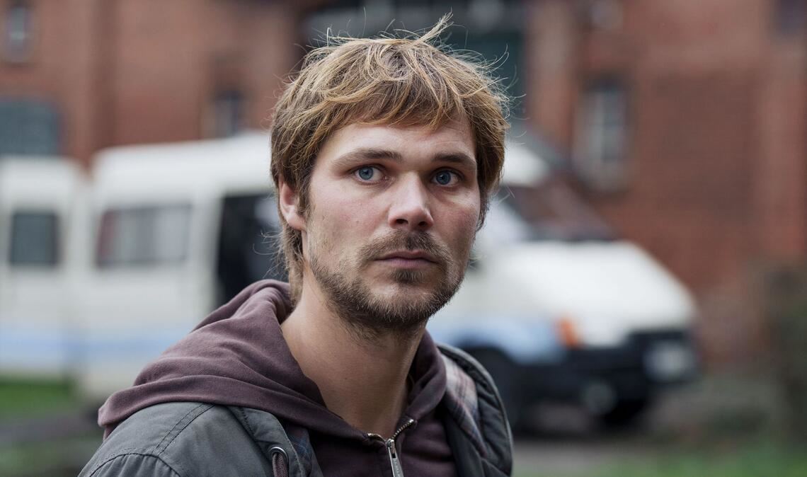 Steht unter Druck: Sven Feldhusens (Henning Flüsloh) Bio-Apfelhof unterliegt strengen Richtlinien des Bioverbandes