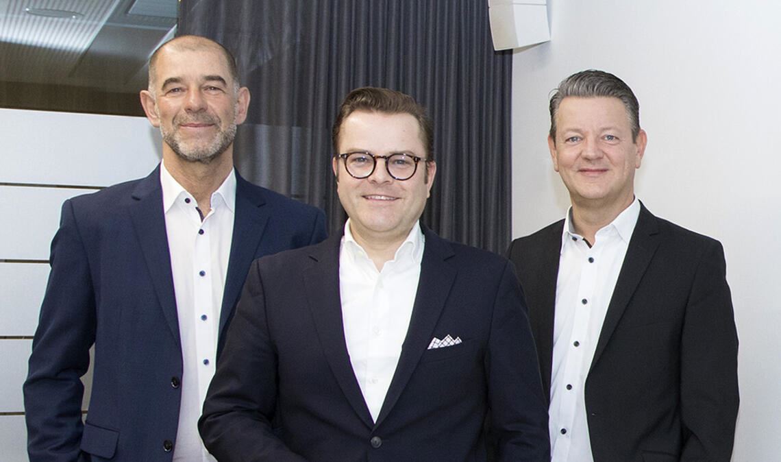 Stellen die Bilanz der Edelmetallindustrie für das vergangene Jahr vor (v. li.): Franz-Josef Kron, York Alexander Tetzlaff und Thomas Weiß von der Fachvereinigung Edelmetalle in Pforzheim. Foto: privat