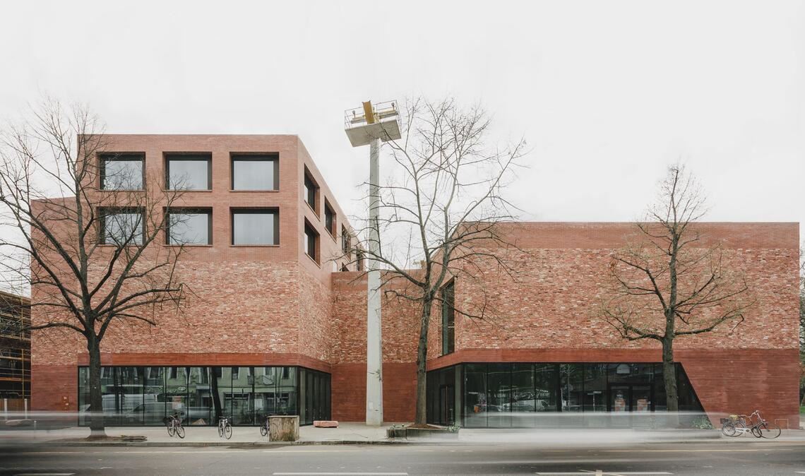 Stiftungsensemble Spore Initiative & Publix in Berlin, Architektur: AFF Architekten (Berlin). Hat auch schon beim DAM-Preis für Furore gesorgt.