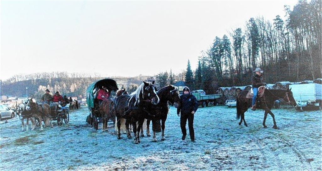 Nach dem Ausritt lockt der Glühwein