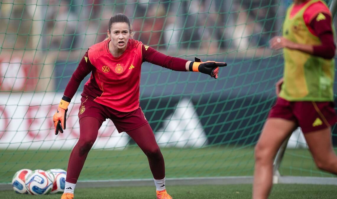 Stina Johannes soll sich gegen Frankreich im Tor bewähren.