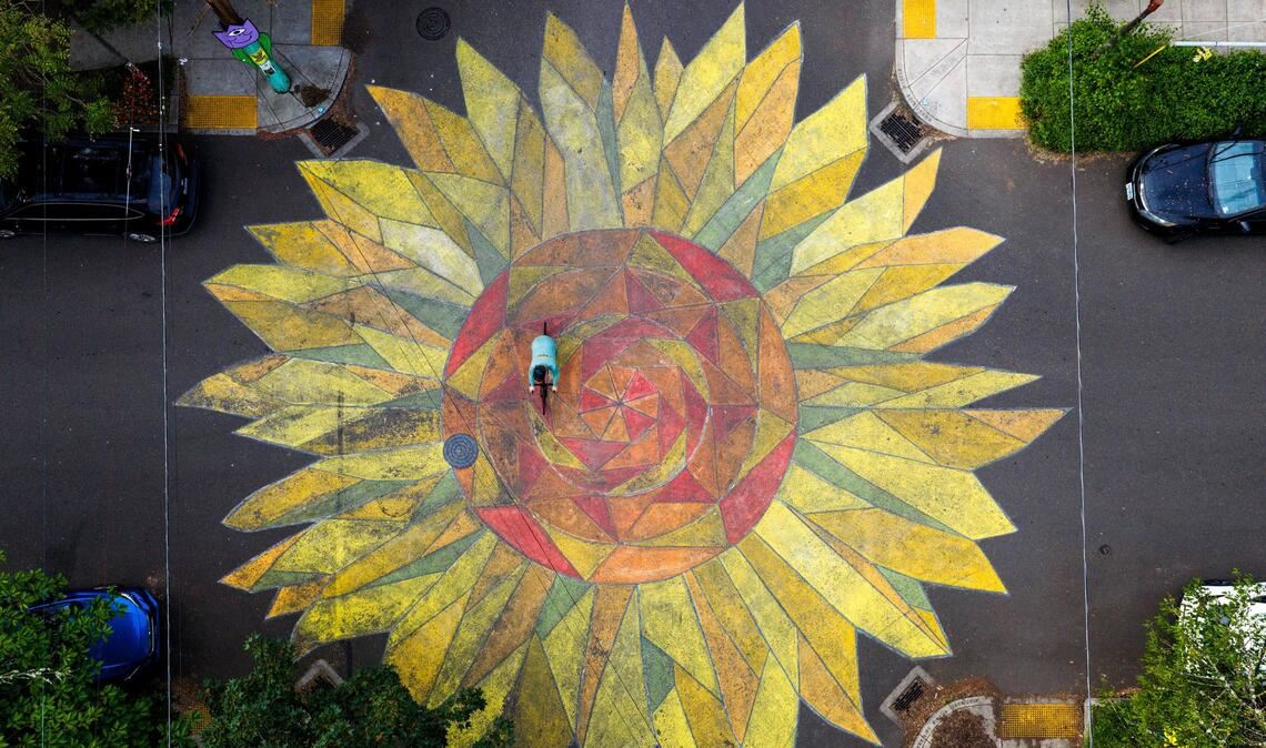 Straßenbild - Sonne von oben