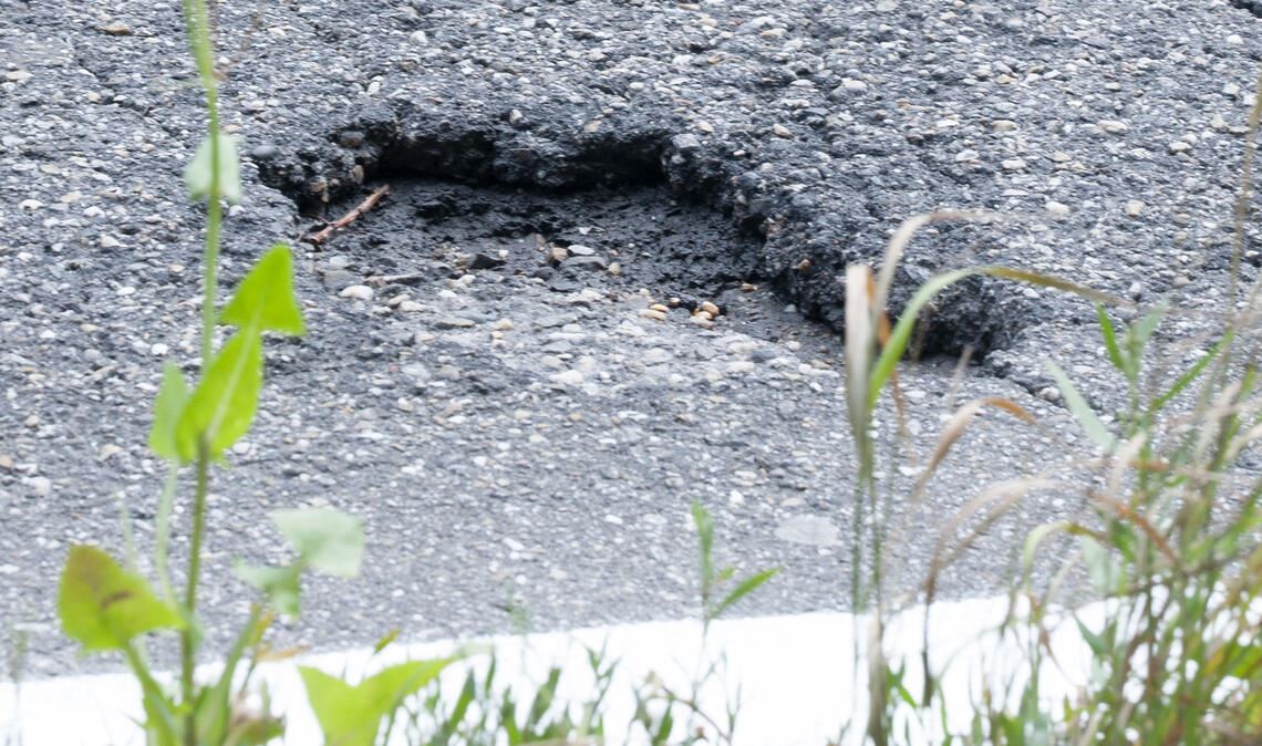 Straßenschäden sind auch im Enzkreis eine Dauerbaustelle. Symbolfoto: Archiv 