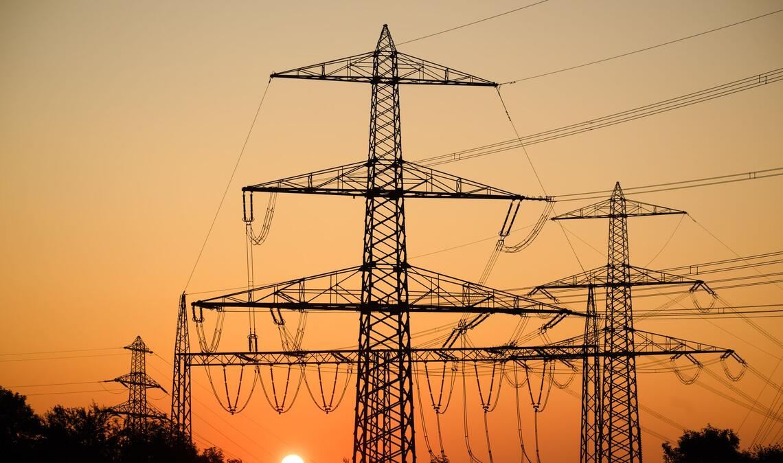Stromkunden können mit Entlastung bei Netzentgelten rechnen (Archivbild).