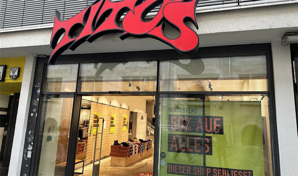 Stuttgarts Titus-Filiale schließt.
