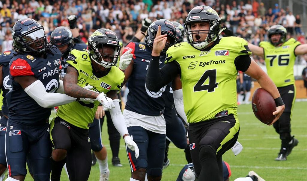Surge-Quarterback in Bestform: Reilly Hennessey auf dem Weg zum ersten Touchdown der Partie gegen die Paris Musketeers.