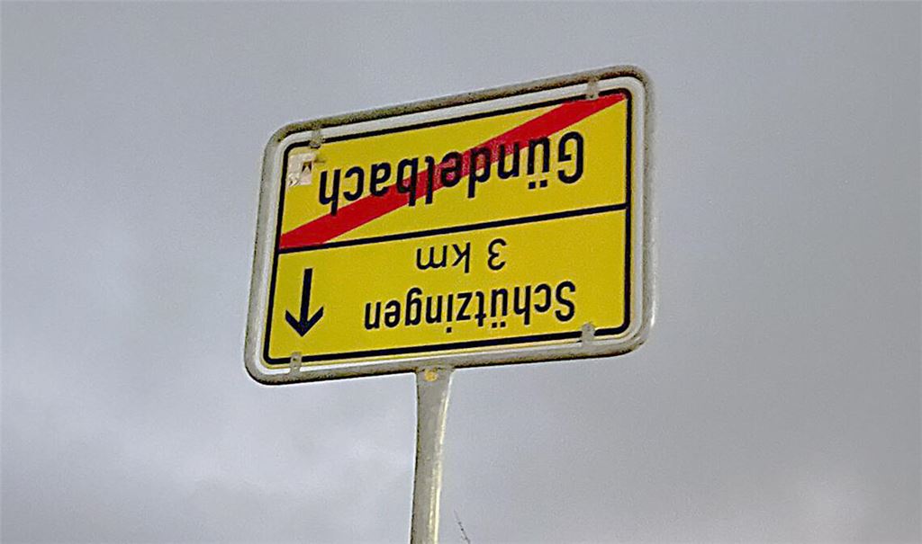 Symbol für eine – aus Sicht der Landwirte – politisch gesehen verkehrte Welt. Foto: privat