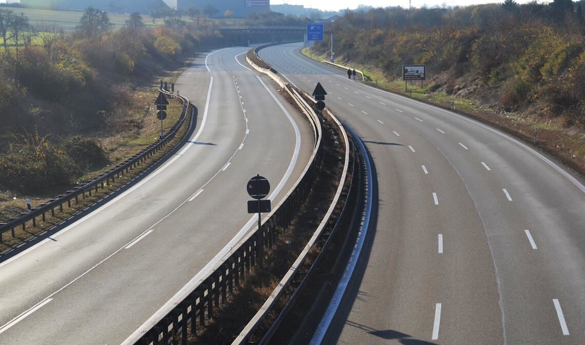 Symbolbild: Der Autobahn-Abschnitt in Richtung Karlsruhe zwischen Pforzheim-Süd und Pforzheim-West ist am Wochenende gesperrt. Foto: Archiv