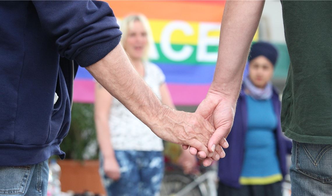 FriedEnzZeit-Gruppe setzt Zeichen für den Frieden Symbolfoto: Huber