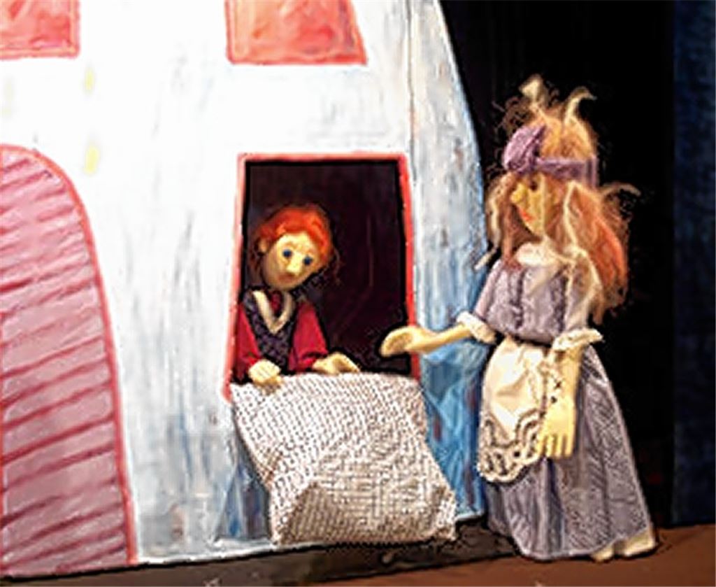 Marionettenbühne gibt „Frau Holle“ ein neues Ende